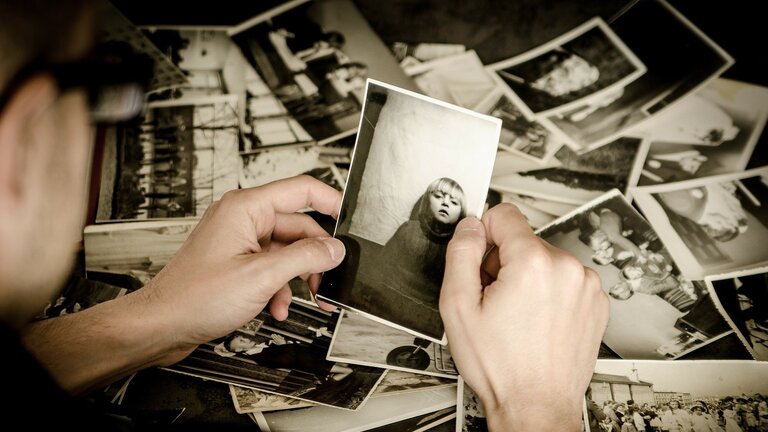 Bei Demenzerkrankungen kommt es zu einem schrittweisen Verlust des Gedächtnisses, des Denkens oder der Orientierung. | © pixabay