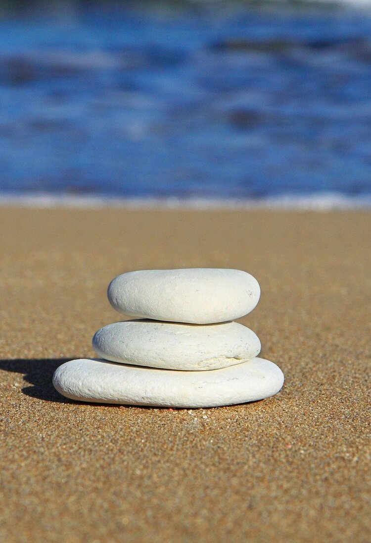 aufeinander gestapelte Steine | © pixabay